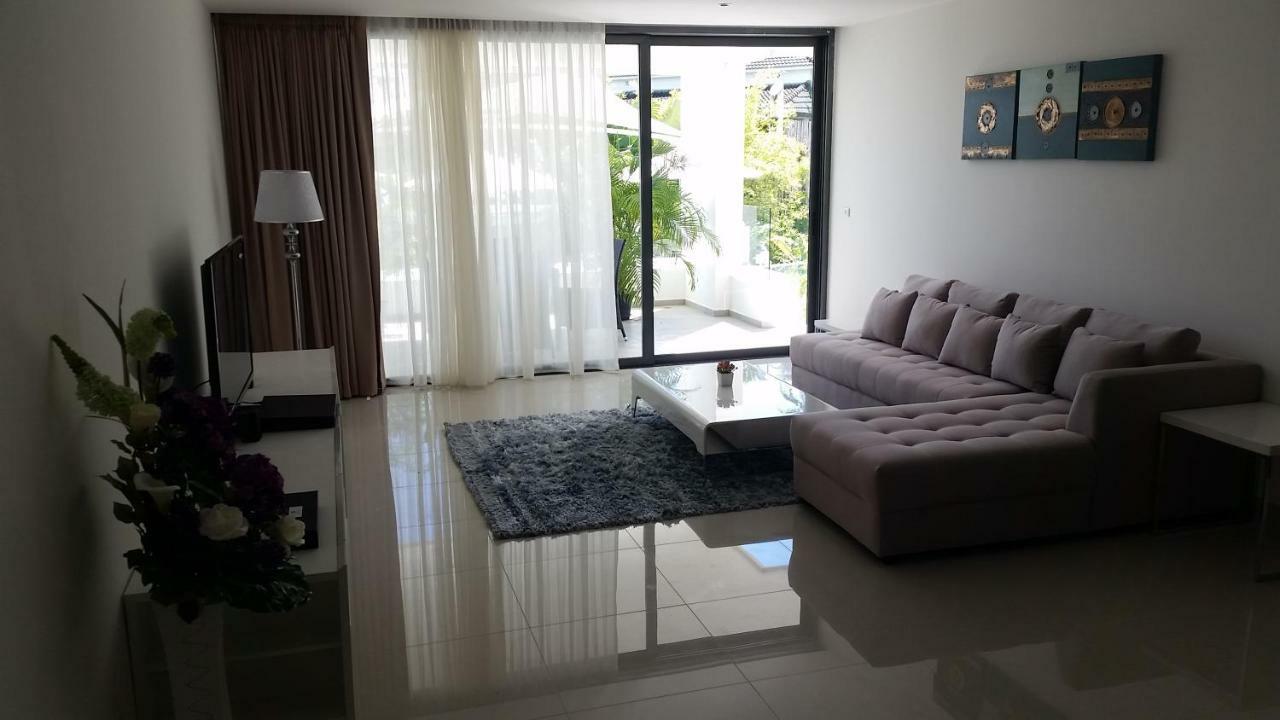Sansuri Resort - Luxury Apartments 수린 비치 외부 사진